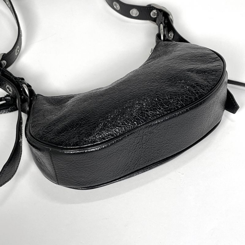 Balenciaga le Cagole XS le Cagole Shoulder Bag Leather Black