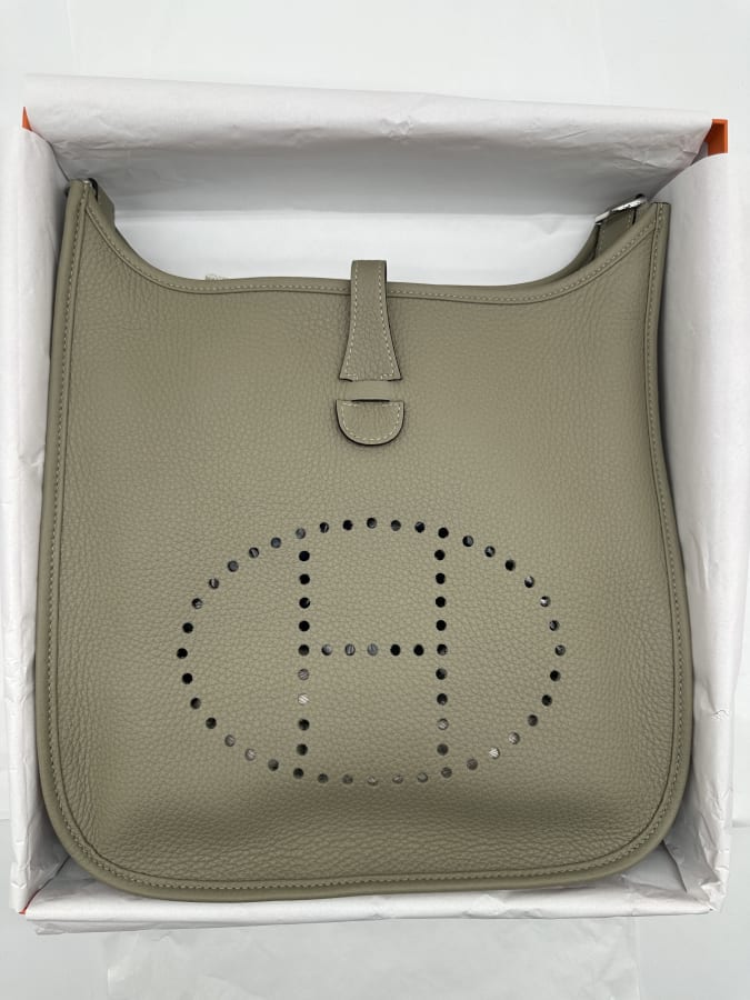 Evelyne III 29 Sauge PHW W