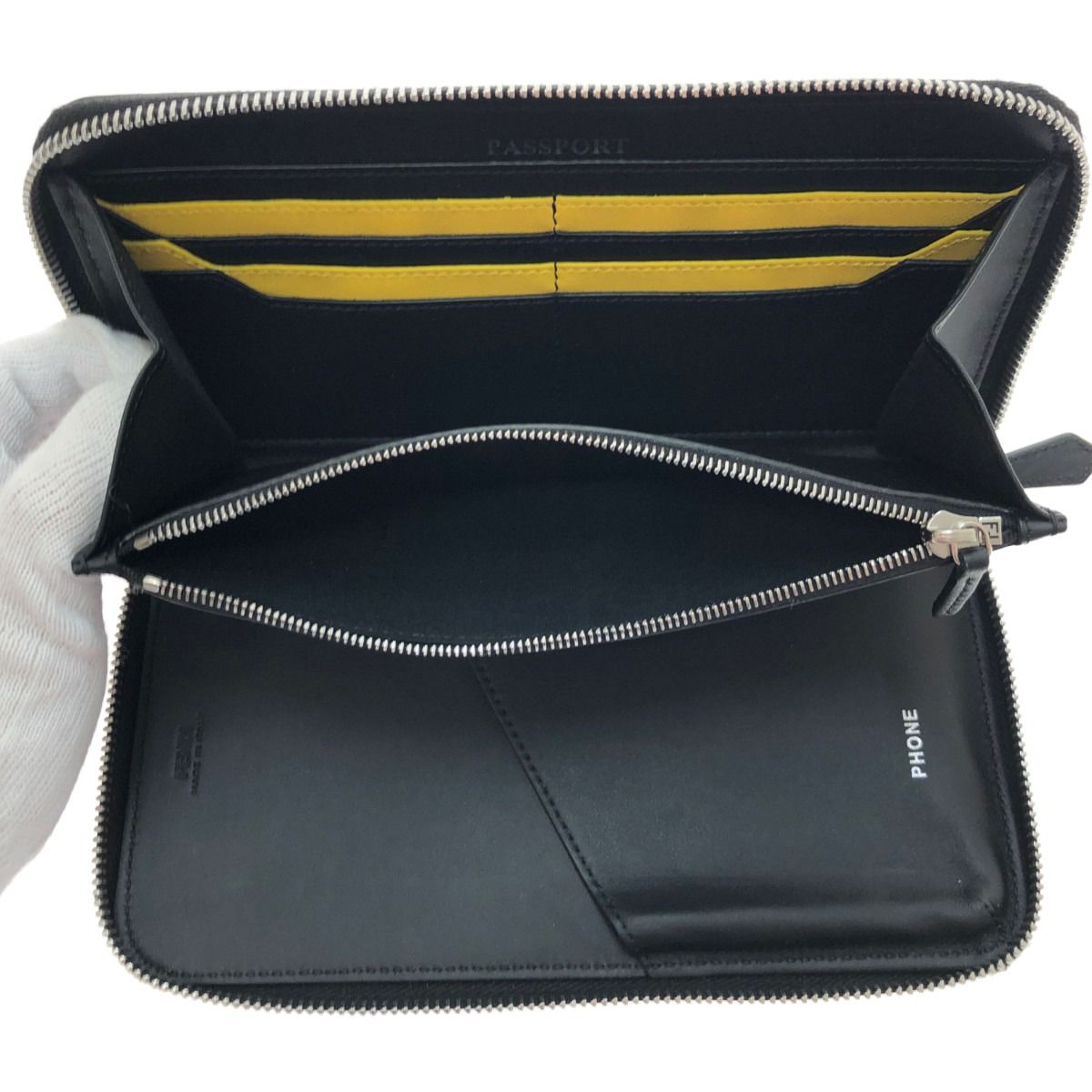 Fendi Travel Wallet 7 M0276 Black